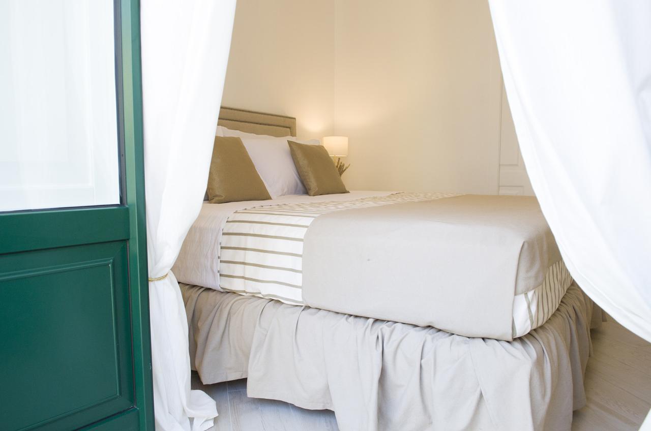 Palazzo Spasiano Rooms - Sorrento Center Buitenkant foto