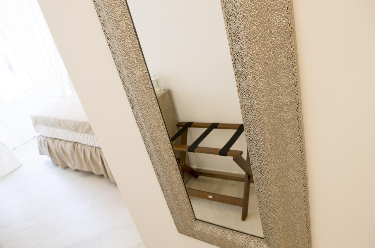 Palazzo Spasiano Rooms - Sorrento Center Buitenkant foto