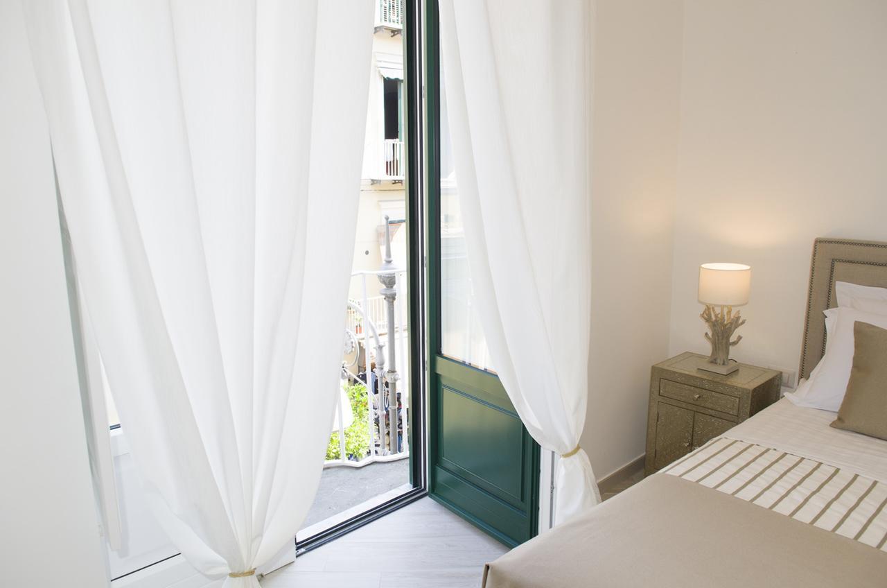 Palazzo Spasiano Rooms - Sorrento Center Buitenkant foto
