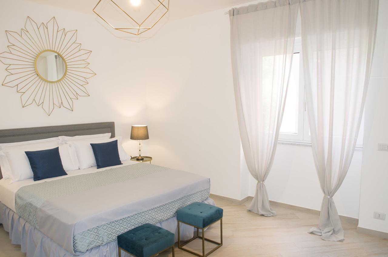 Palazzo Spasiano Rooms - Sorrento Center Buitenkant foto